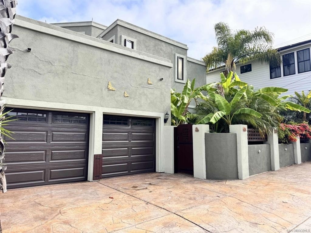 633 Fern Glen - Photo 0