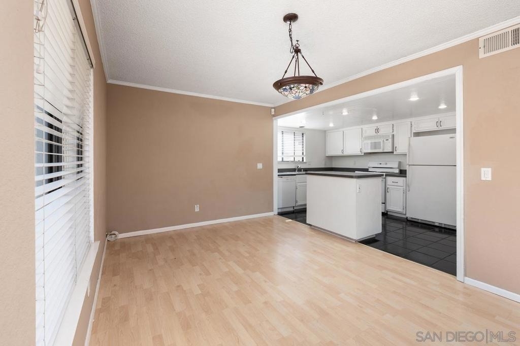 9983 Paseo Montril Dr. - Photo 6