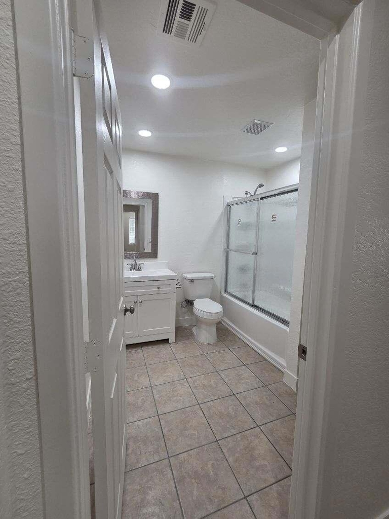 9425 Vista Del Valle - Photo 2