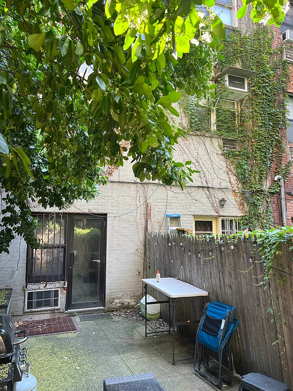 EAST 14TH ST  - Photo 8