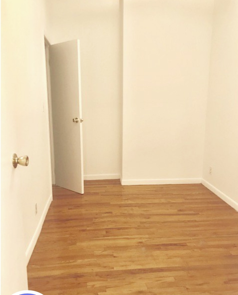 1626 3rd Avenue - Photo 4