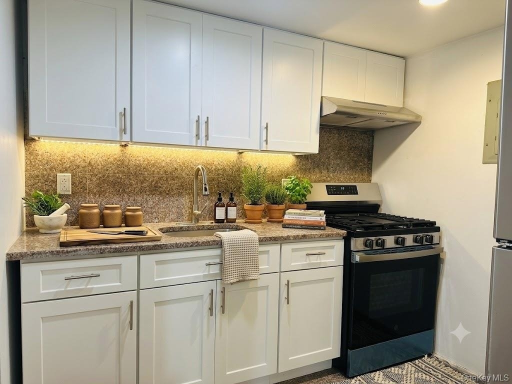 10009 39th Avenue - Photo 2