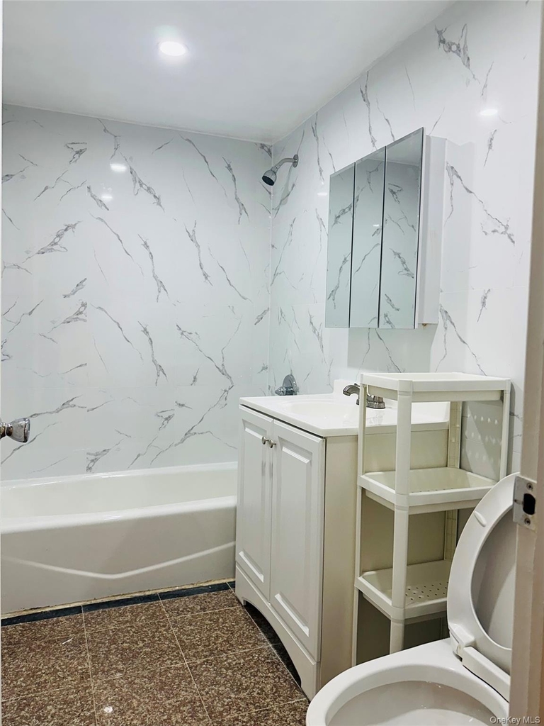 10009 39th Avenue - Photo 9