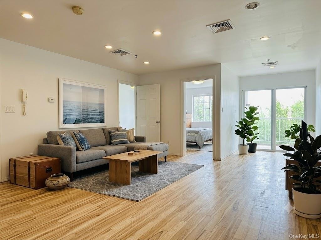 10009 39th Avenue - Photo 0