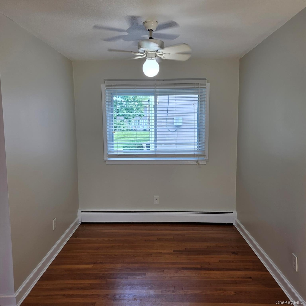 3 Fishkill Glen Drive - Photo 4