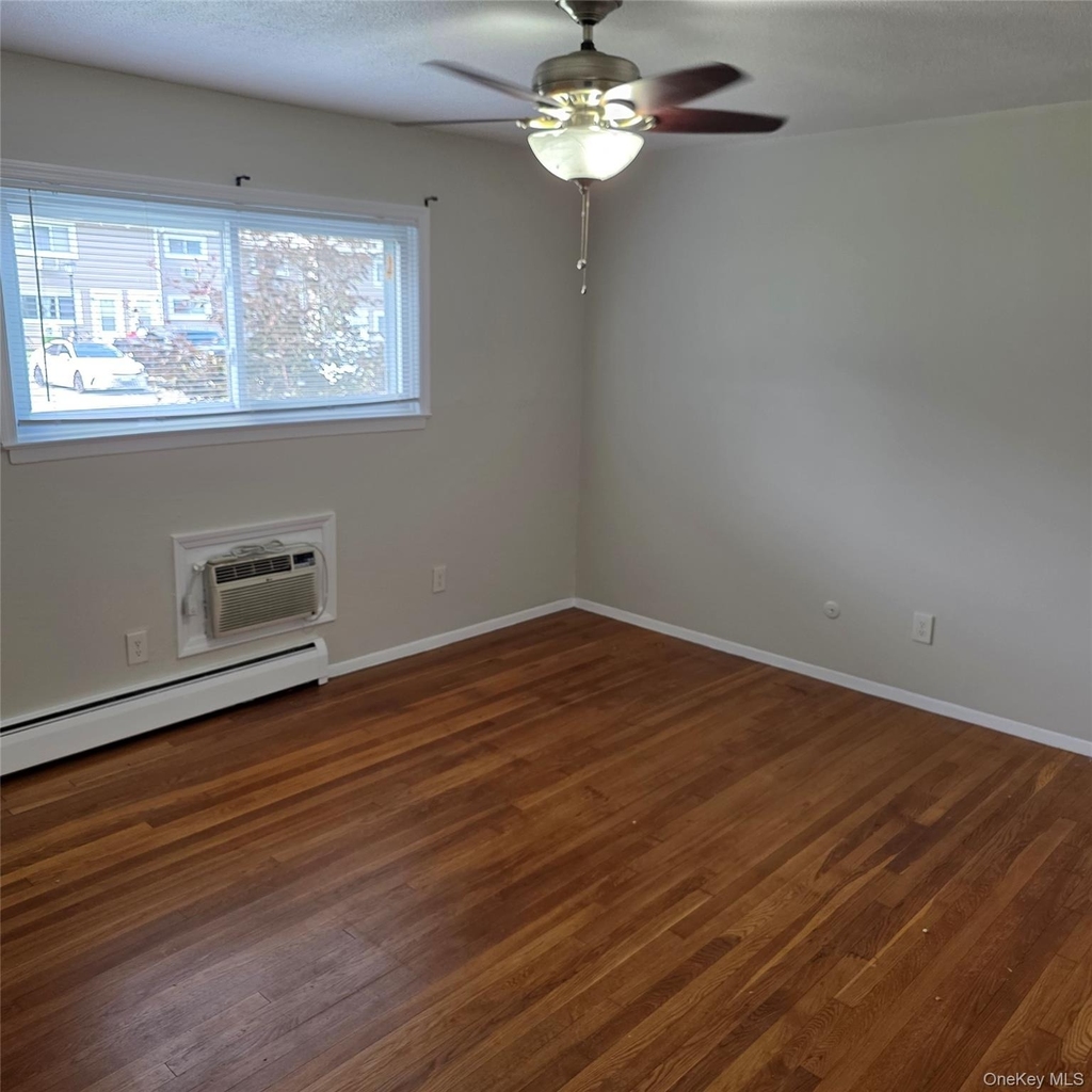3 Fishkill Glen Drive - Photo 7