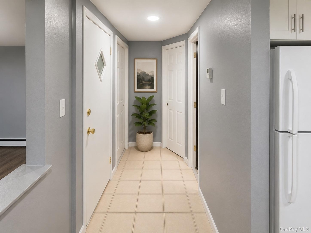 1371 Rosser Avenue - Photo 3