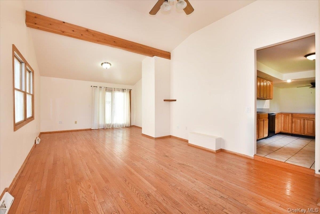 257 Maple Street - Photo 12