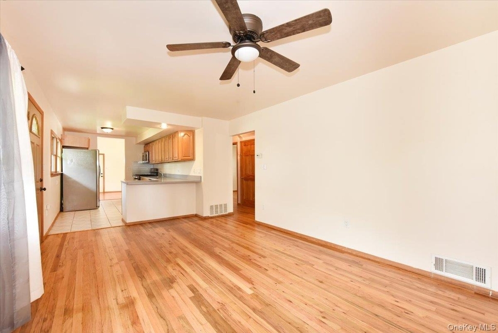 257 Maple Street - Photo 6