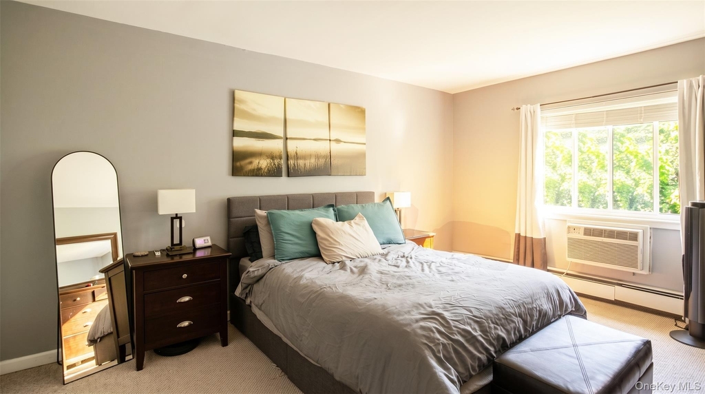 81 Richmond Boulevard - Photo 5