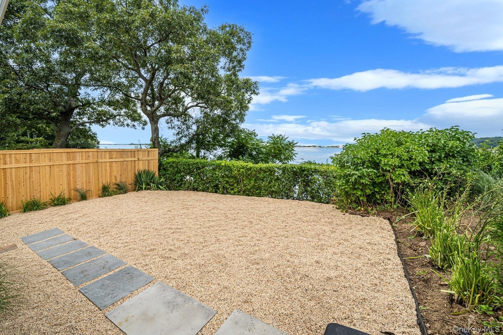 27 Walnut Avenue - Photo 2