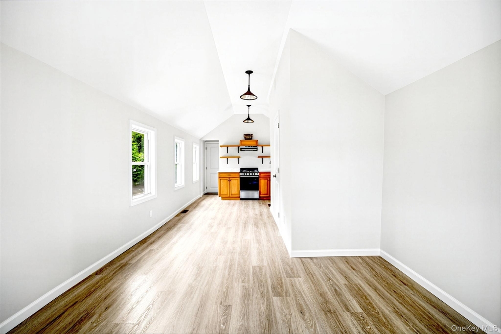 27 Walnut Avenue - Photo 6