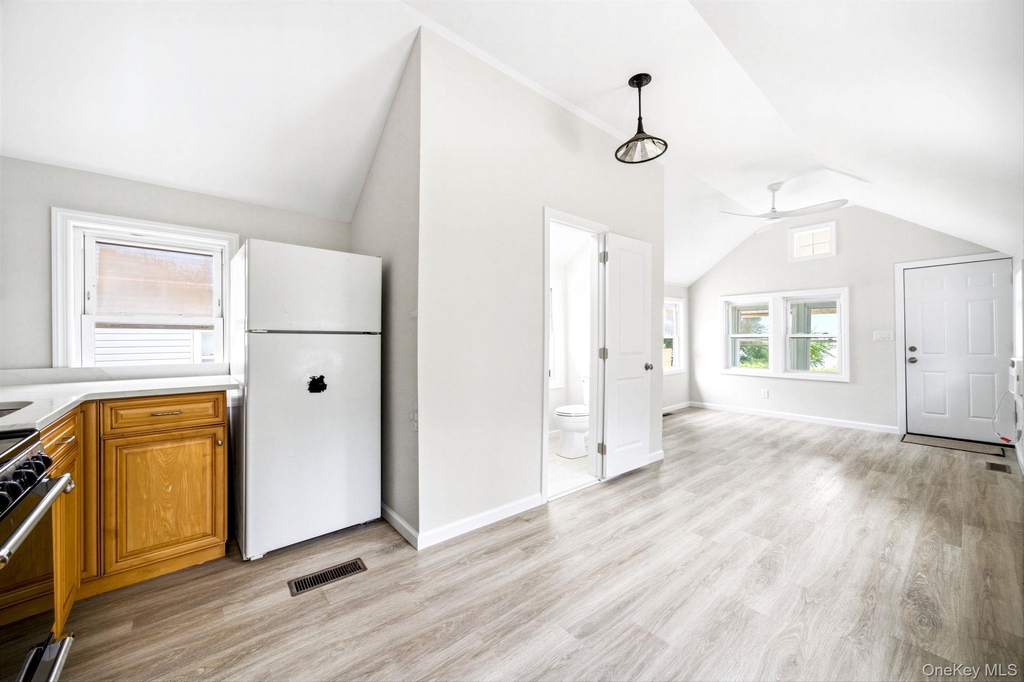 27 Walnut Avenue - Photo 10