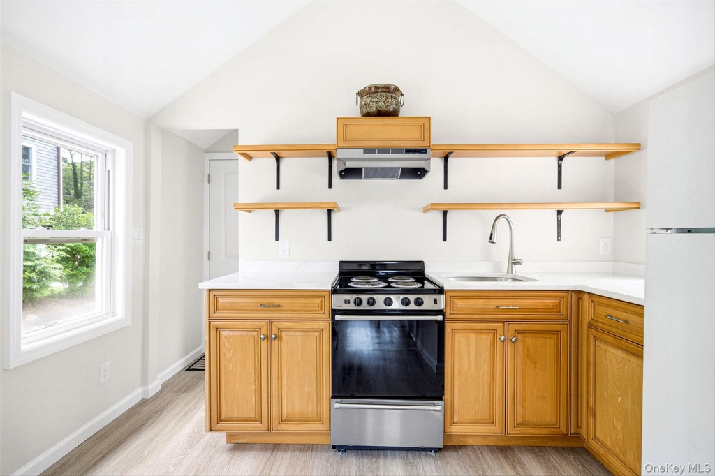 27 Walnut Avenue - Photo 11