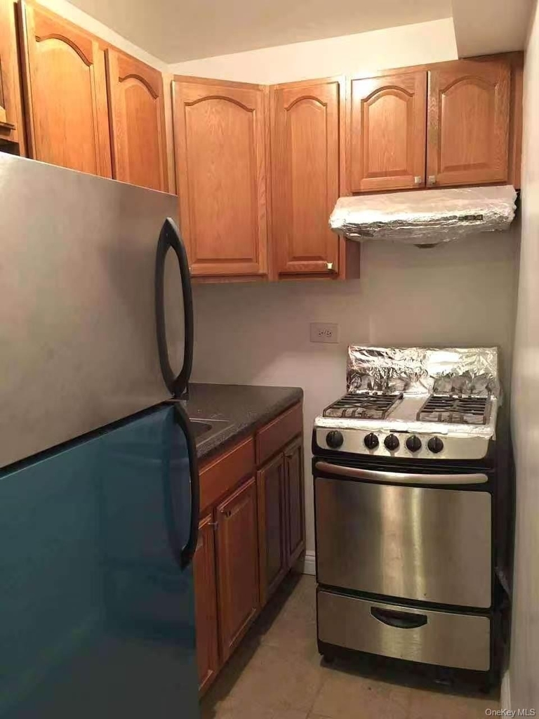 42-26 81st Street - Photo 4
