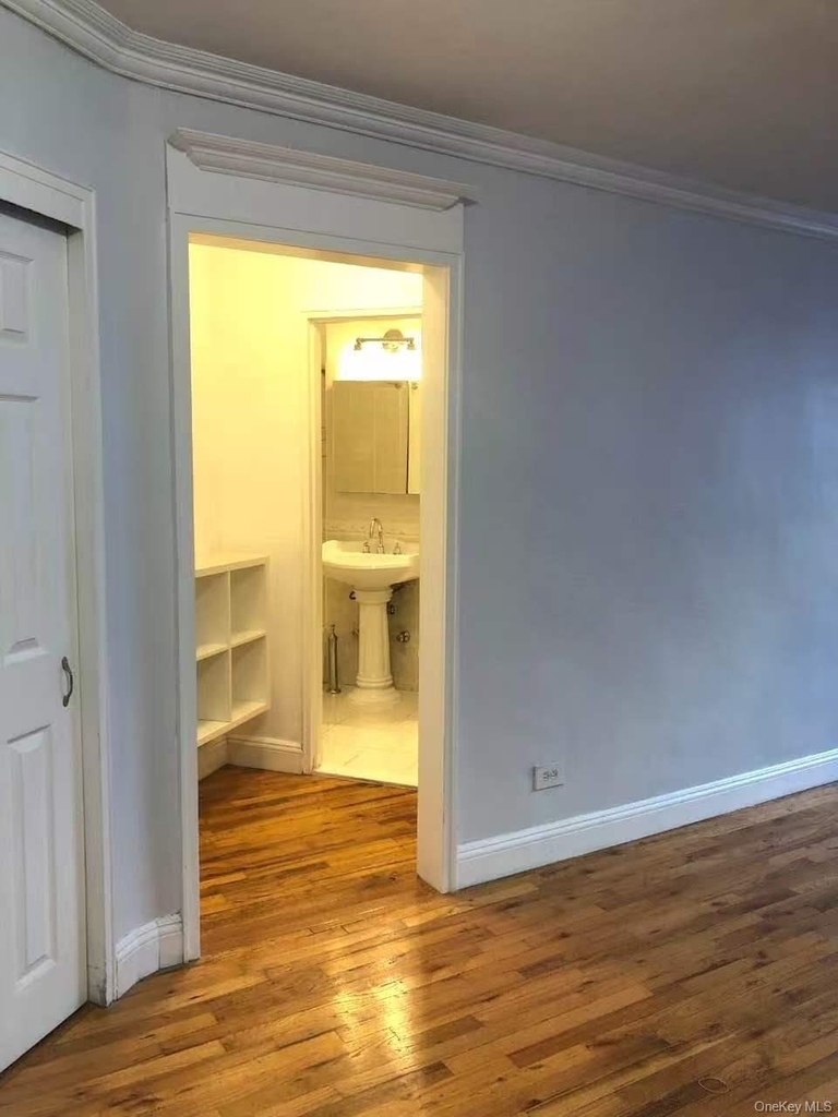 42-26 81st Street - Photo 3