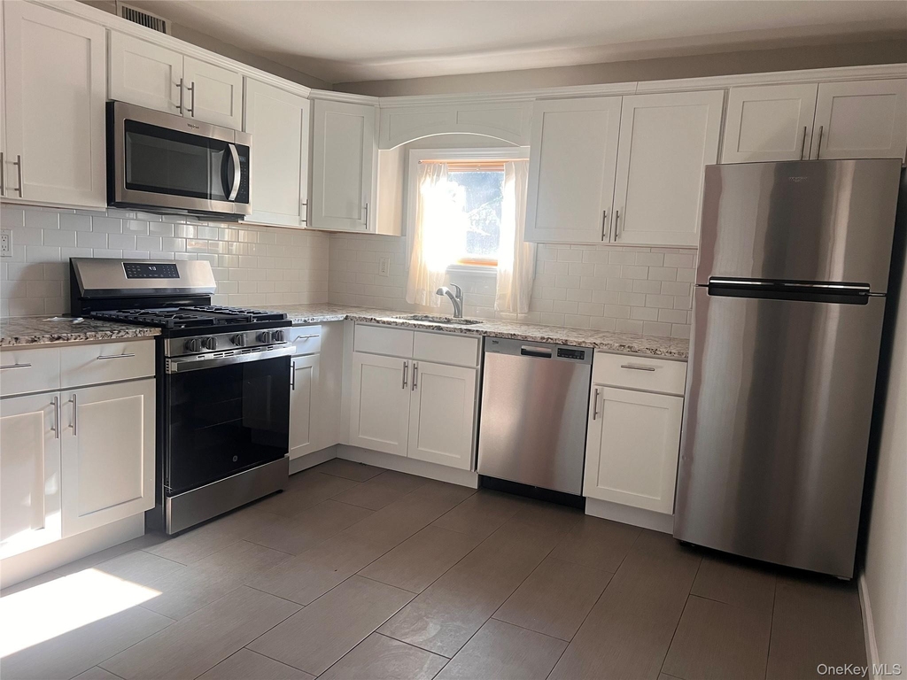 1375 W Main Street - Photo 14