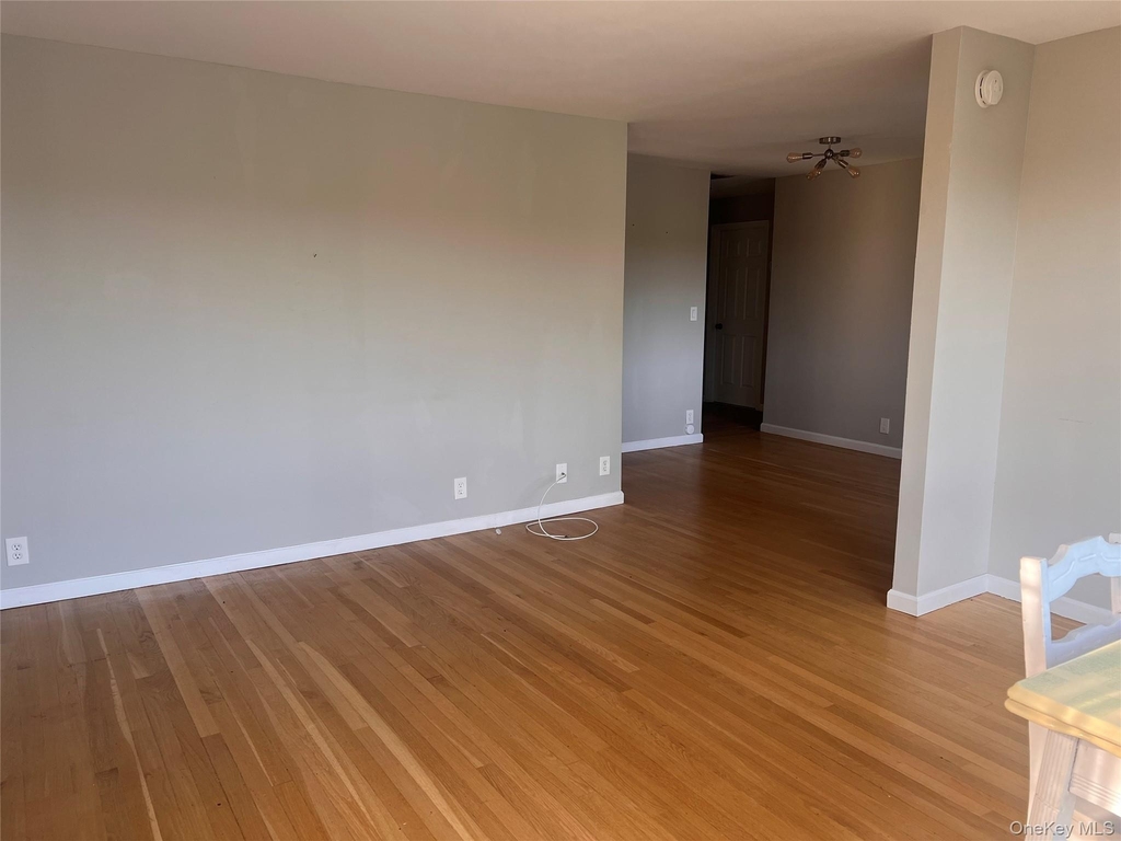 1375 W Main Street - Photo 22