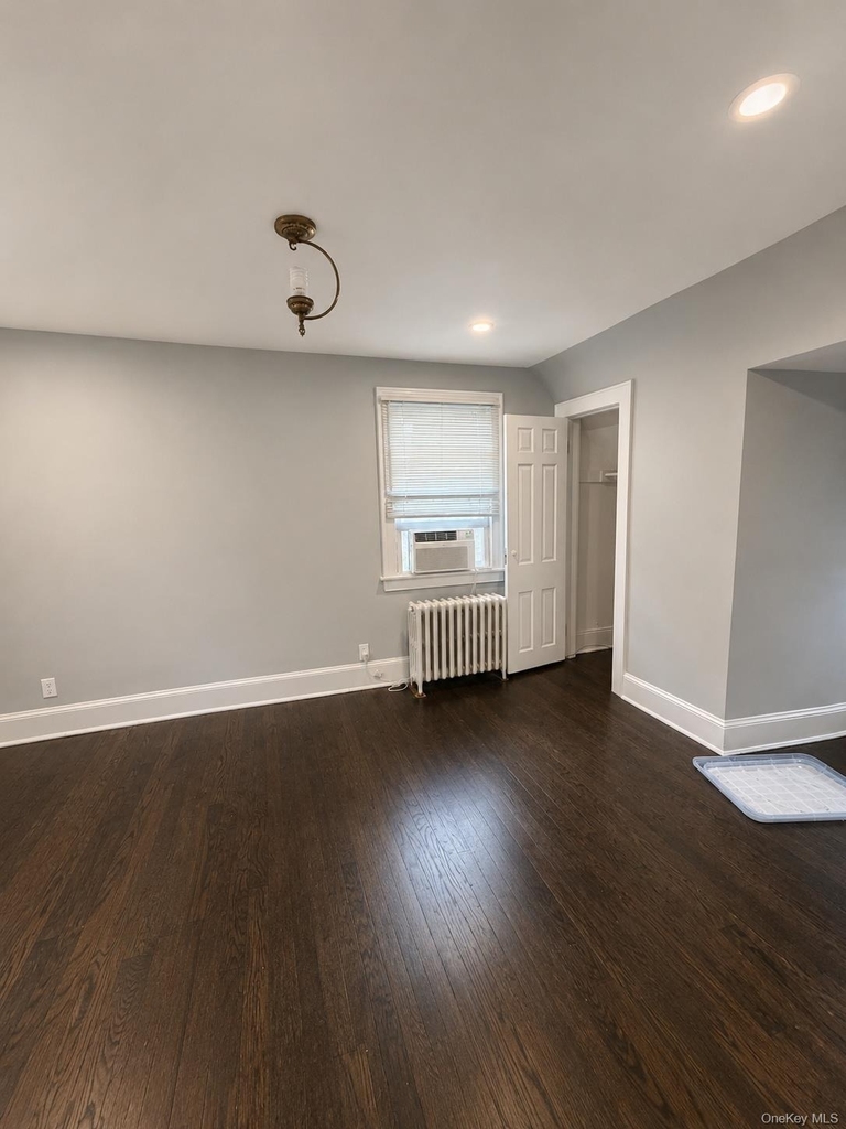 2100 Hillside Avenue - Photo 8