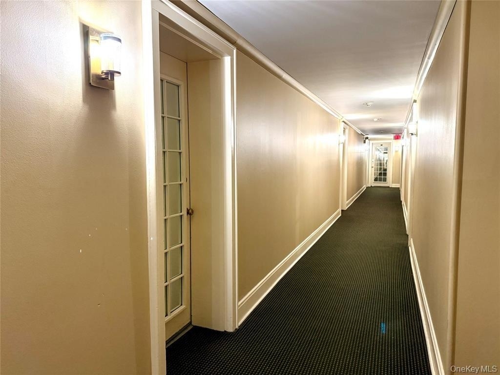 4 Consulate Drive - Photo 14