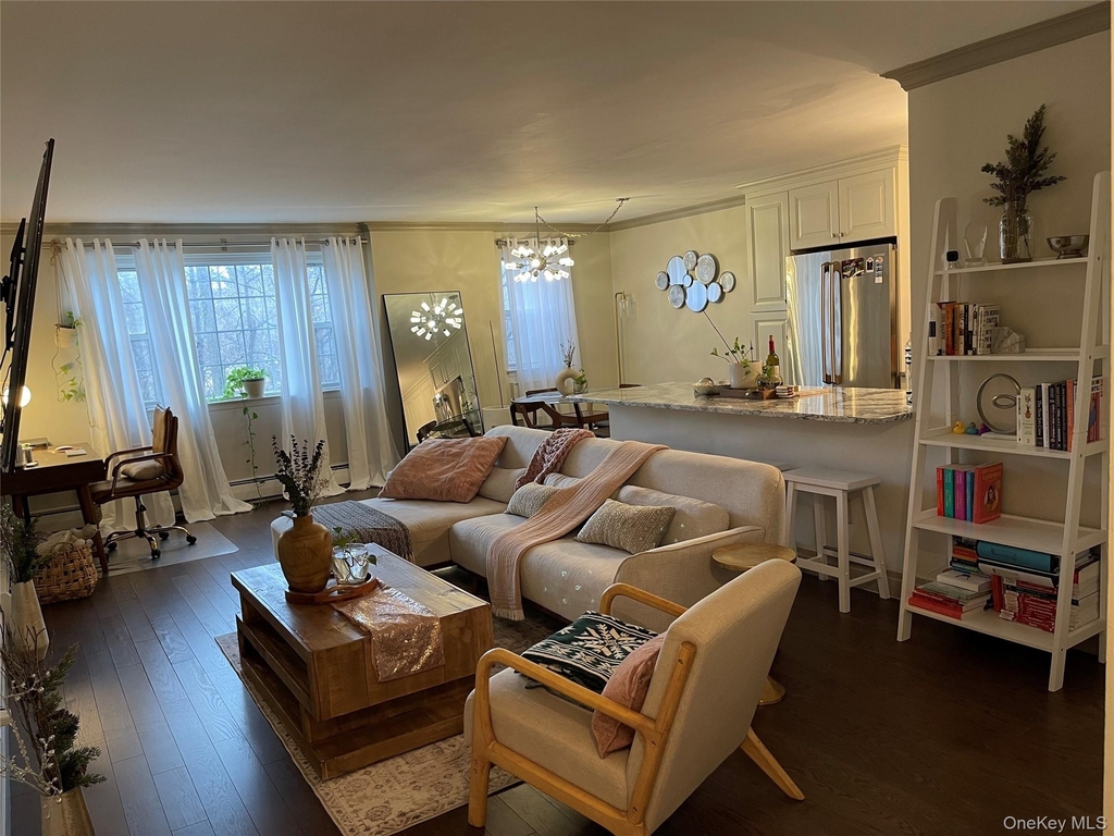 4 Consulate Drive - Photo 0