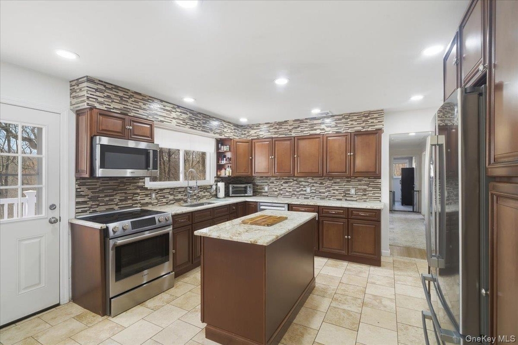 263 Oyster Bay Road - Photo 11