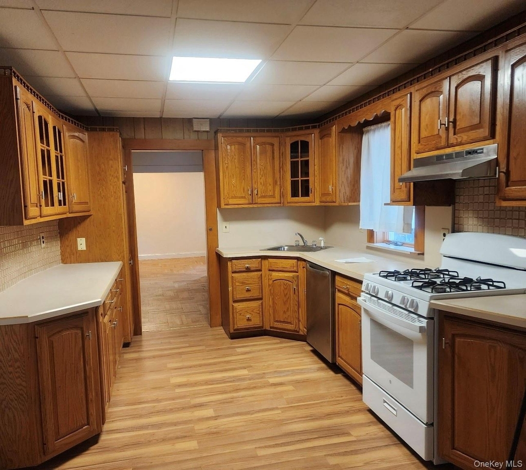 23 Orchard Street - Photo 2