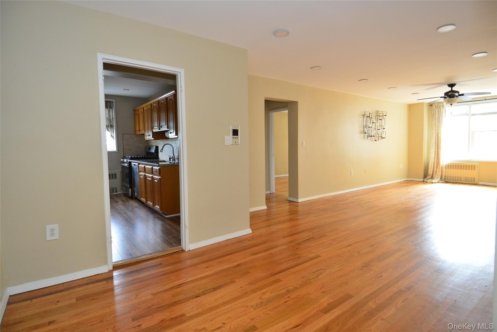 14 Westview Avenue - Photo 3