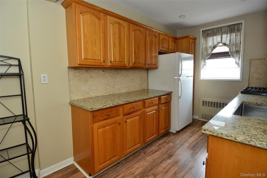 14 Westview Avenue - Photo 12