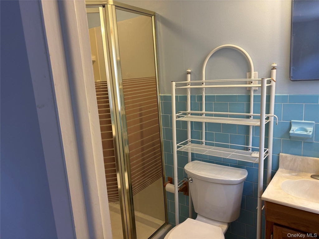 239 Vineyard Avenue - Photo 16