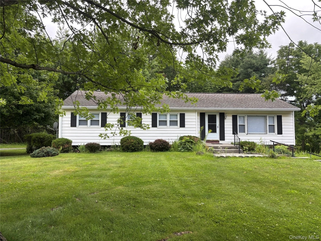 239 Vineyard Avenue - Photo 0
