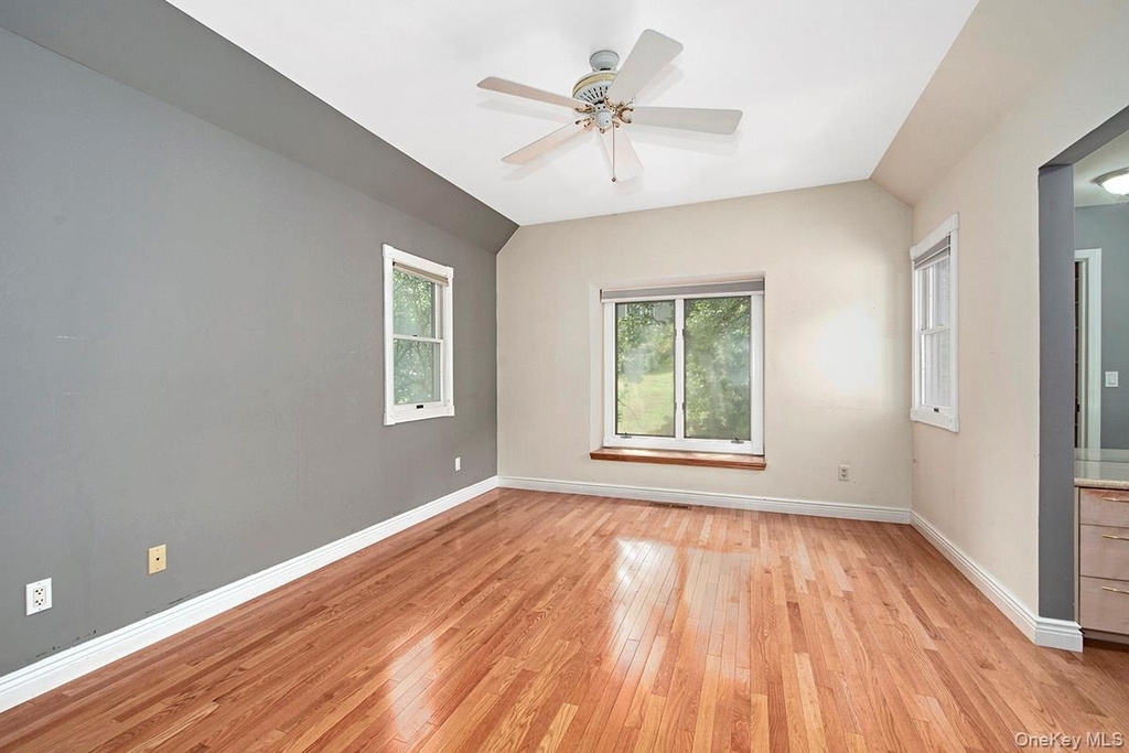 1103 Regent Drive - Photo 17