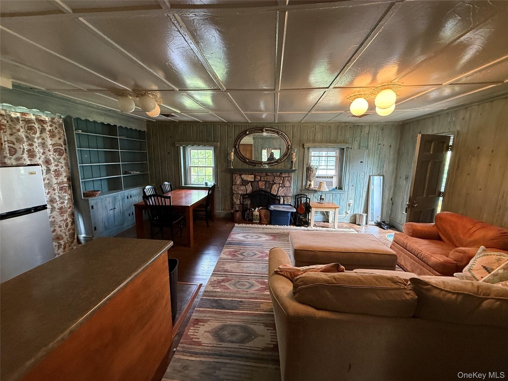 649 Lakes Road - Photo 3
