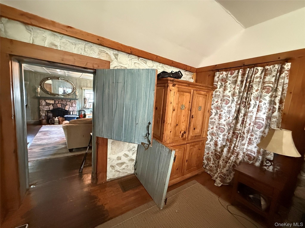 649 Lakes Road - Photo 10