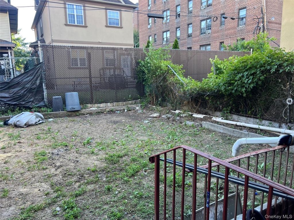 40-50 Case Street - Photo 12