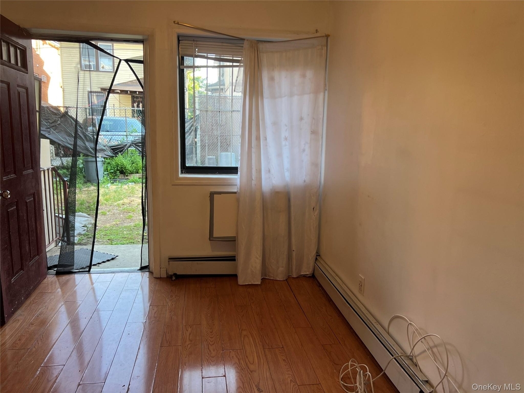 40-50 Case Street - Photo 9