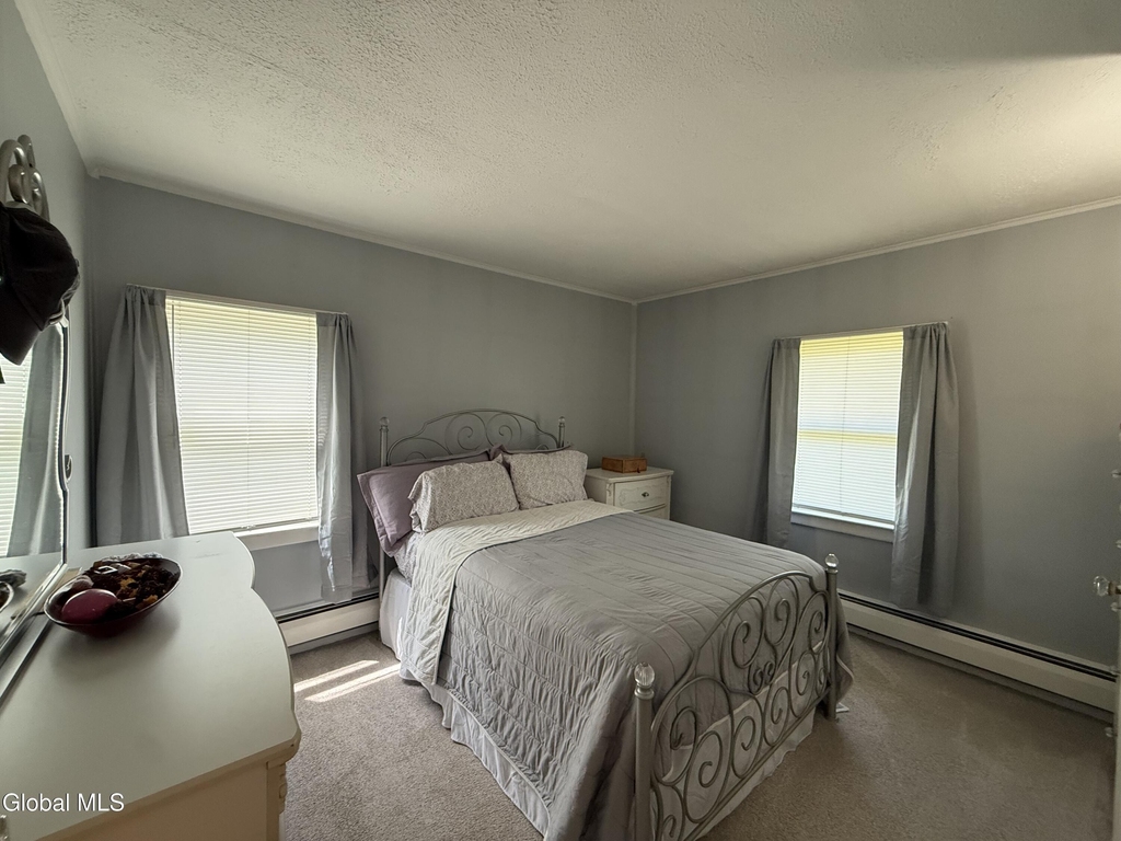 72 Lincoln Avenue - Photo 6