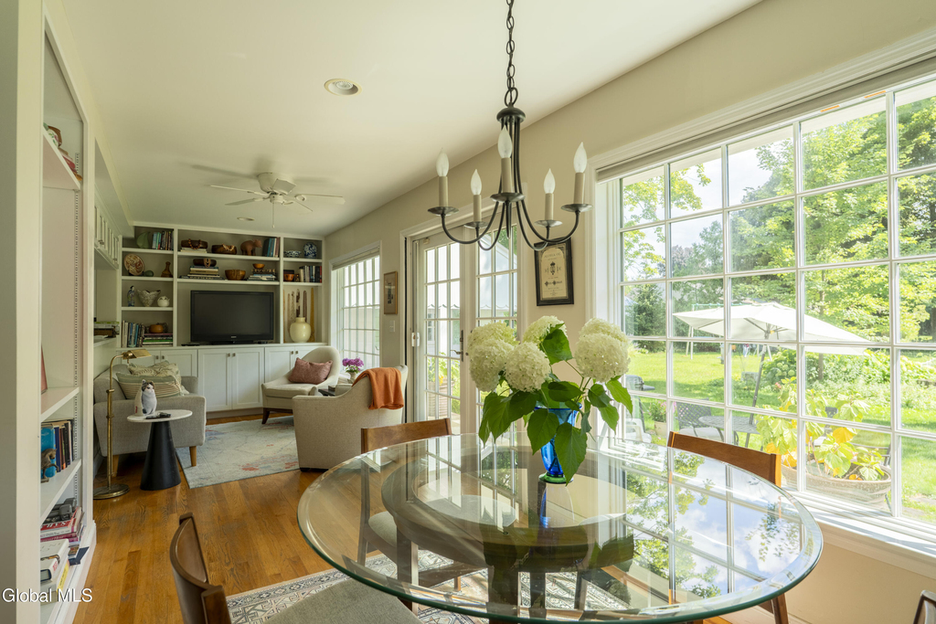 292 Lake Avenue - Photo 5