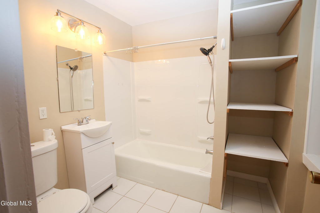31 Willow Street - Photo 12