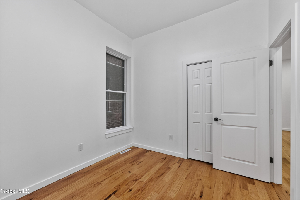 28 White Street - Photo 15