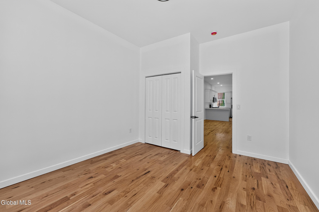 28 White Street - Photo 13