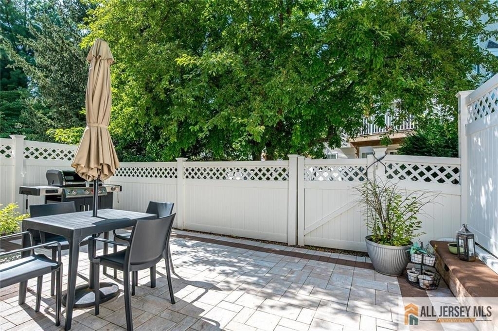 403 Somerset Court - Photo 35