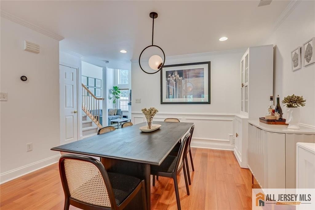 403 Somerset Court - Photo 6