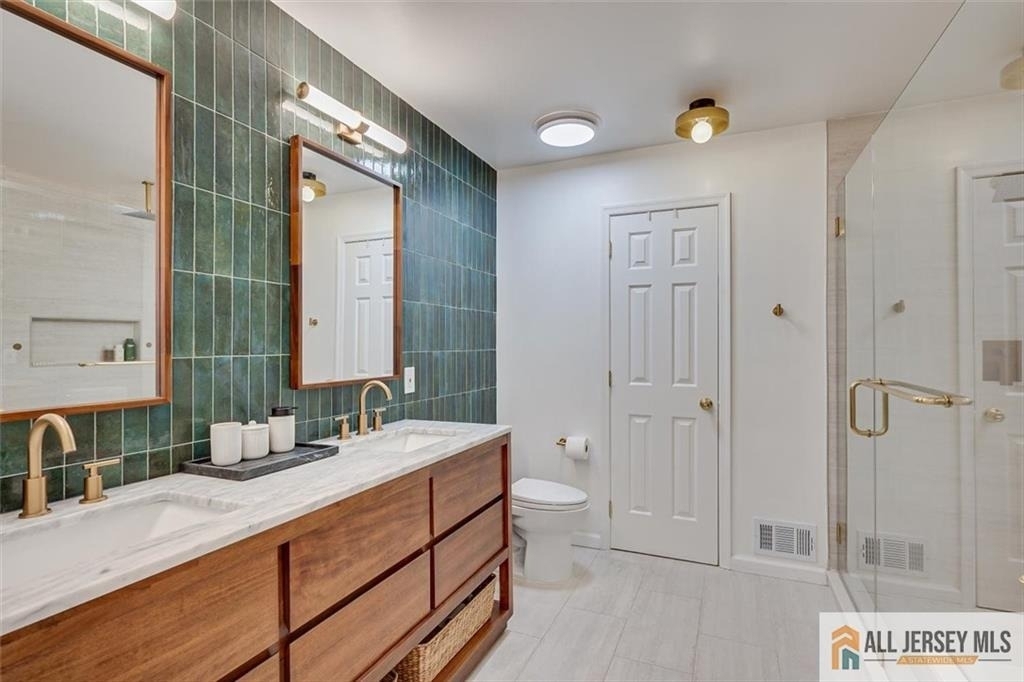 403 Somerset Court - Photo 20