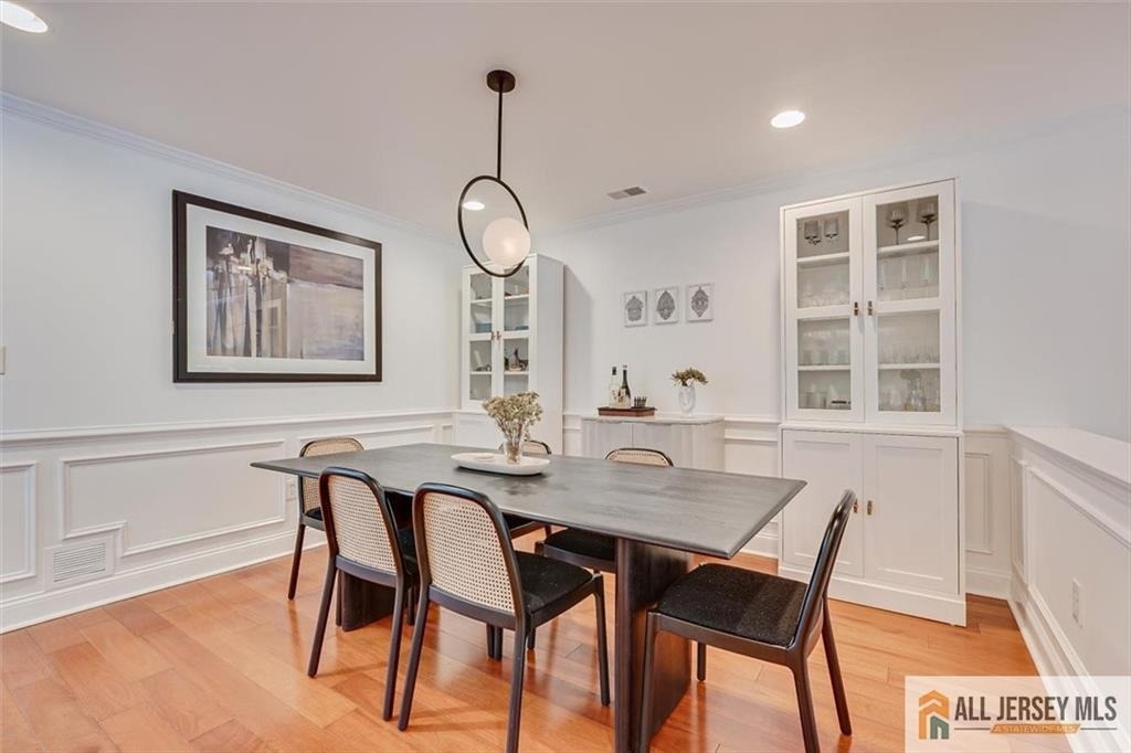 403 Somerset Court - Photo 5
