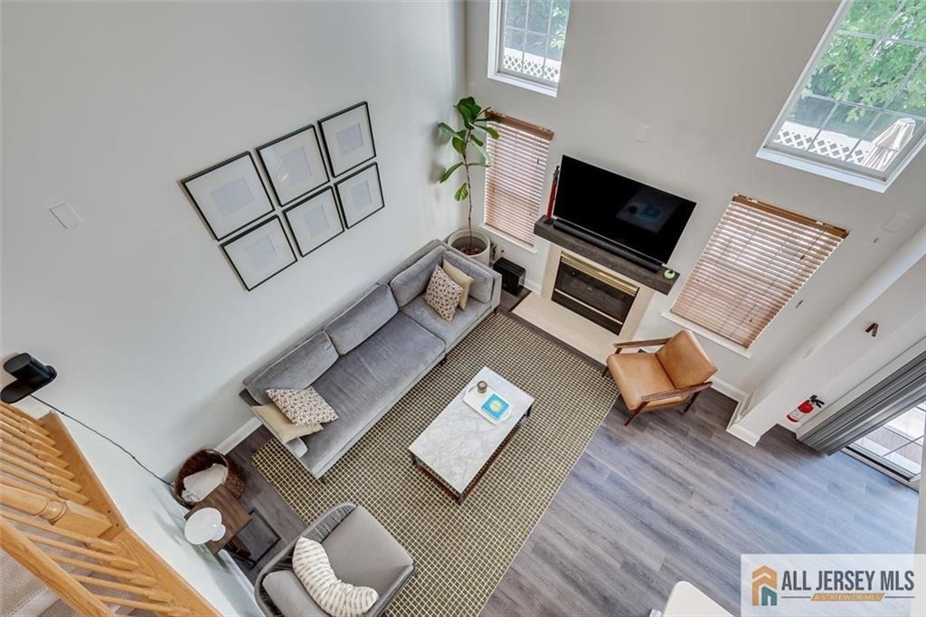 403 Somerset Court - Photo 16