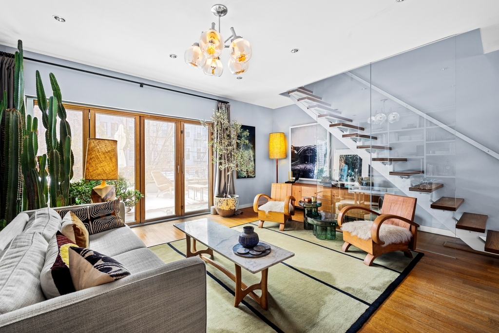 44 Sharon Street - Photo 6