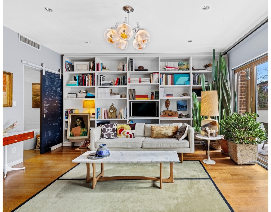 44 Sharon Street - Photo 7