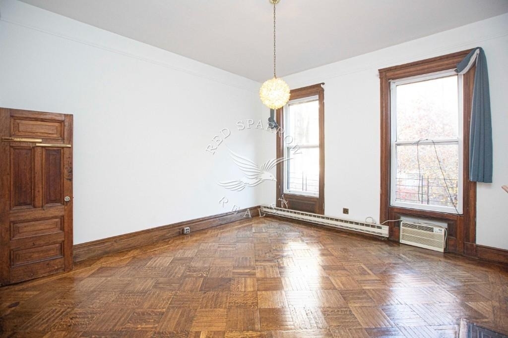 67 W 83rd Street - Photo 16