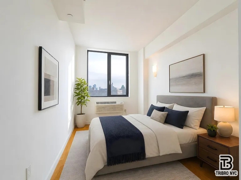 31-10 23rd Street - Photo 4
